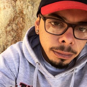 Meet your Posher, Efren